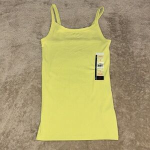 NWT NO BOUNDARIES tank